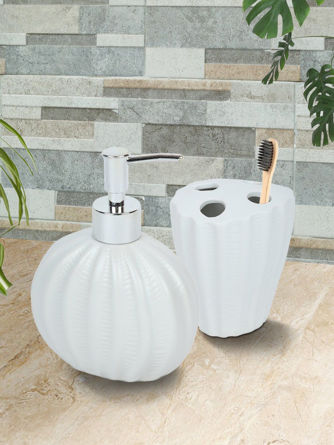 House Of Accessories White Ceramic Glossy Bathroom Accessory Set Price in India