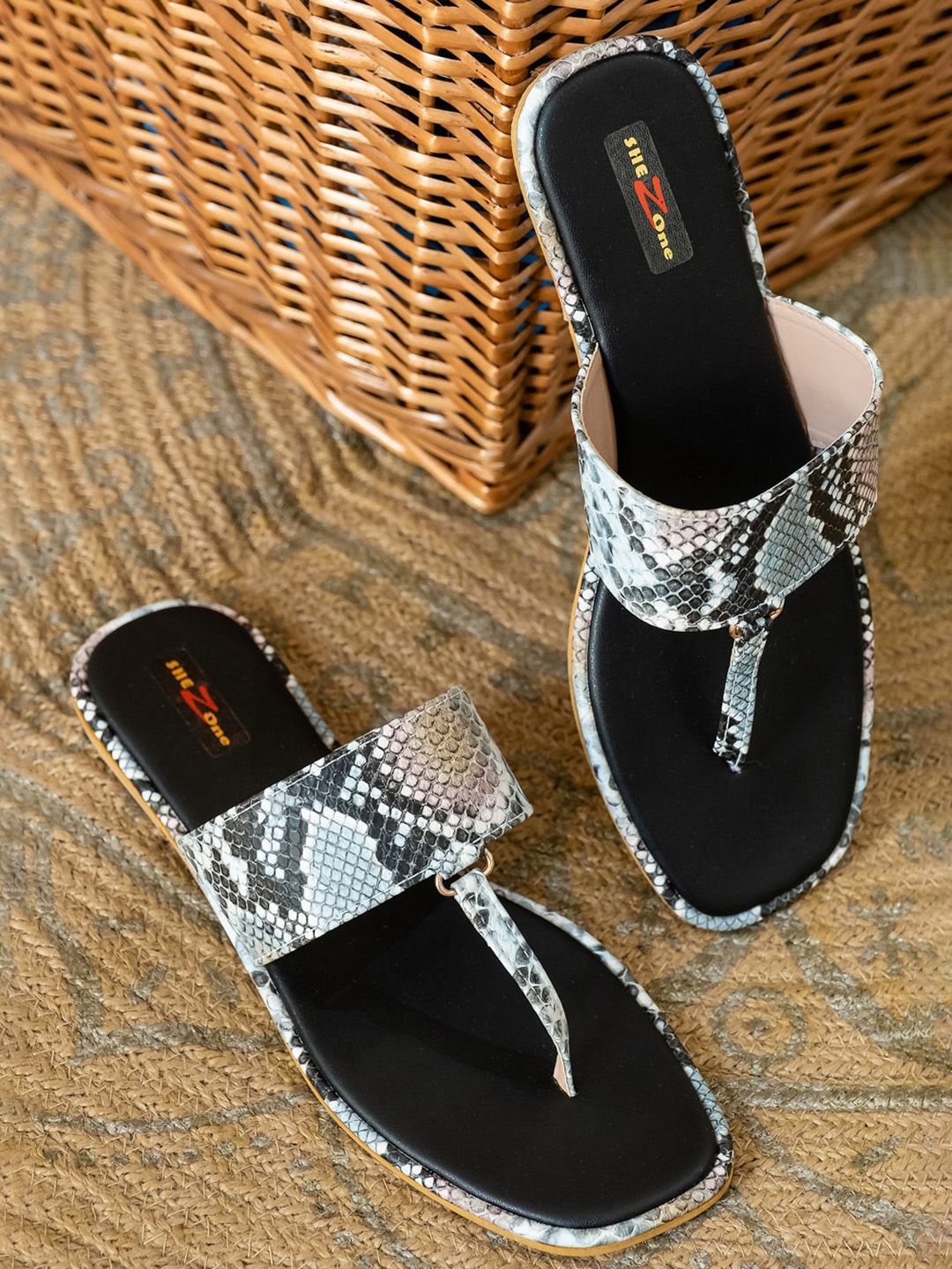 Shezone Women Grey Printed One Toe Flats Price in India