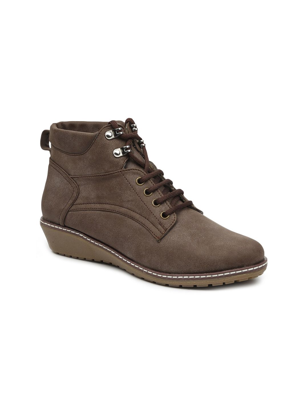 VALIOSAA Brown Regular Boots Price in India