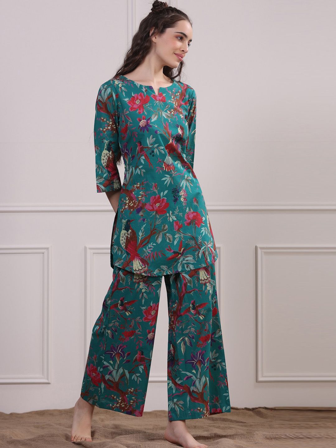 JISORA Women Green & Multicoloured Printed Night suit Price in India