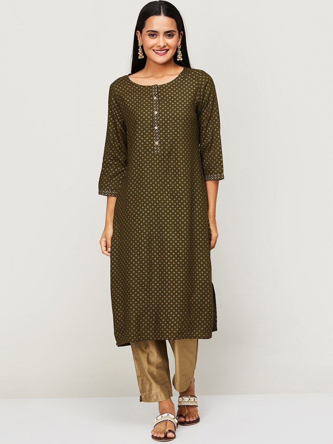 Melange by Lifestyle Women Green Geometric Embroidered Flared Sleeves Thread Work Kurta Price in India
