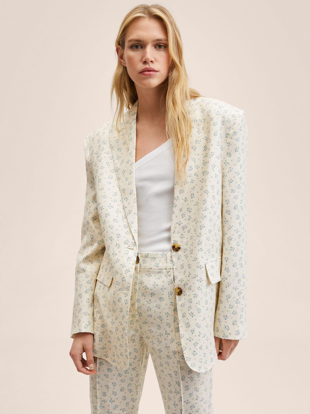 MANGO Women Off-White & Blue Floral Print Oversized Single-Breasted Smart Casual Blazer Price in India