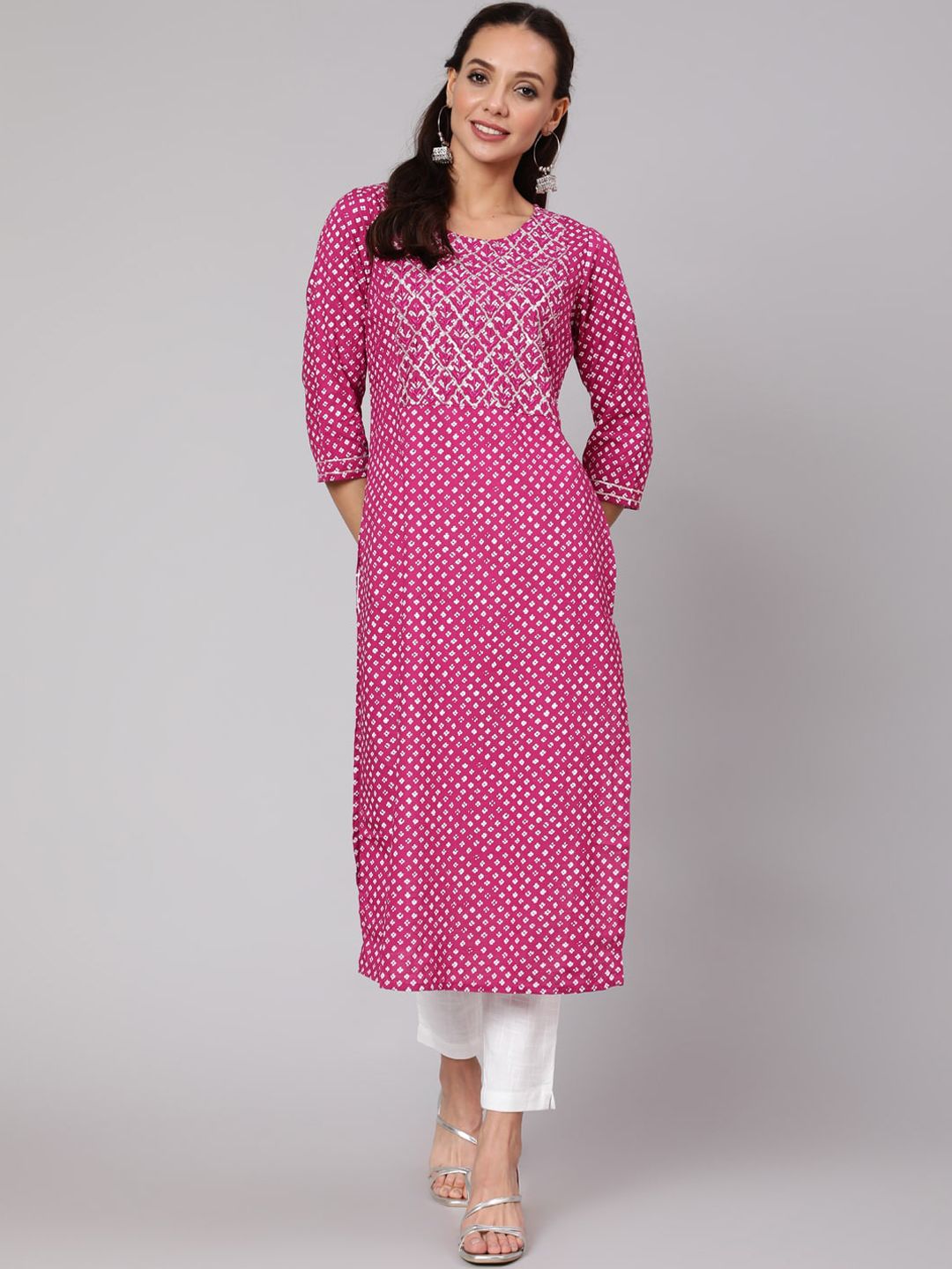 Jaipur Kurti Women Magenta Printed Panelled Thread Work Kurti with Trousers Price in India