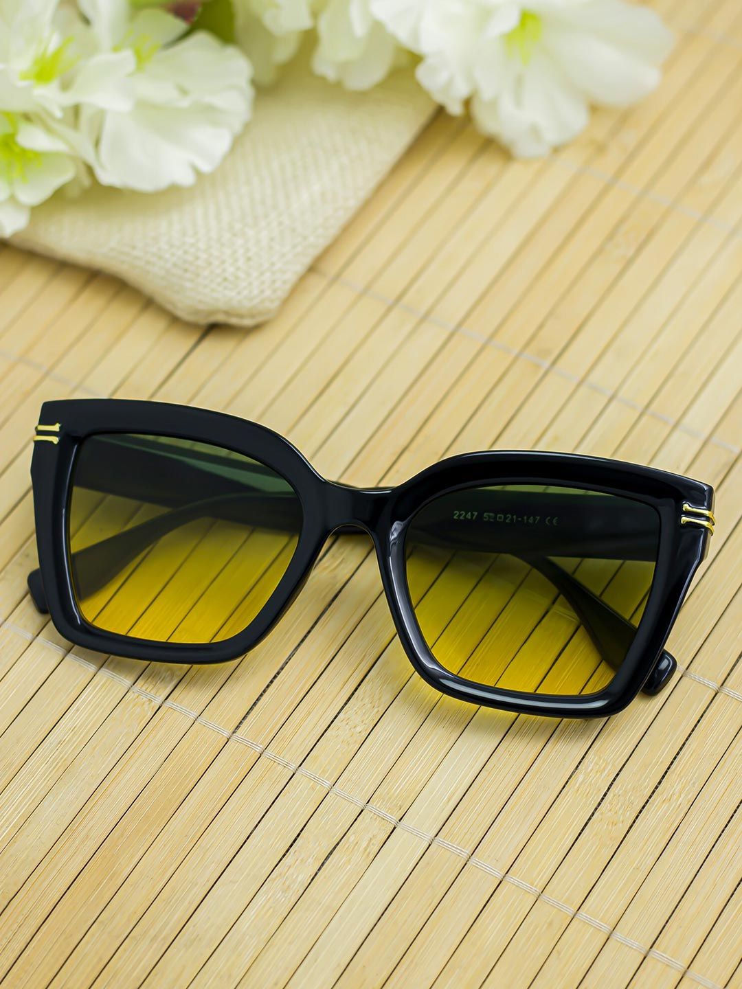 Bellofox Unisex Yellow Lens & Black Square Sunglasses Price in India