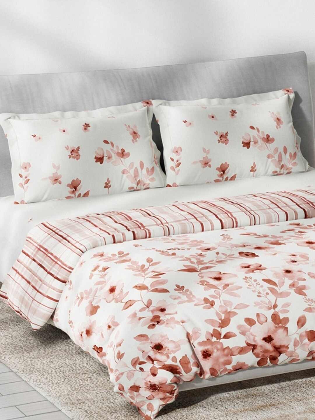 DDecor Red & White Printed Cotton Double Queen Bedding Set Price in India