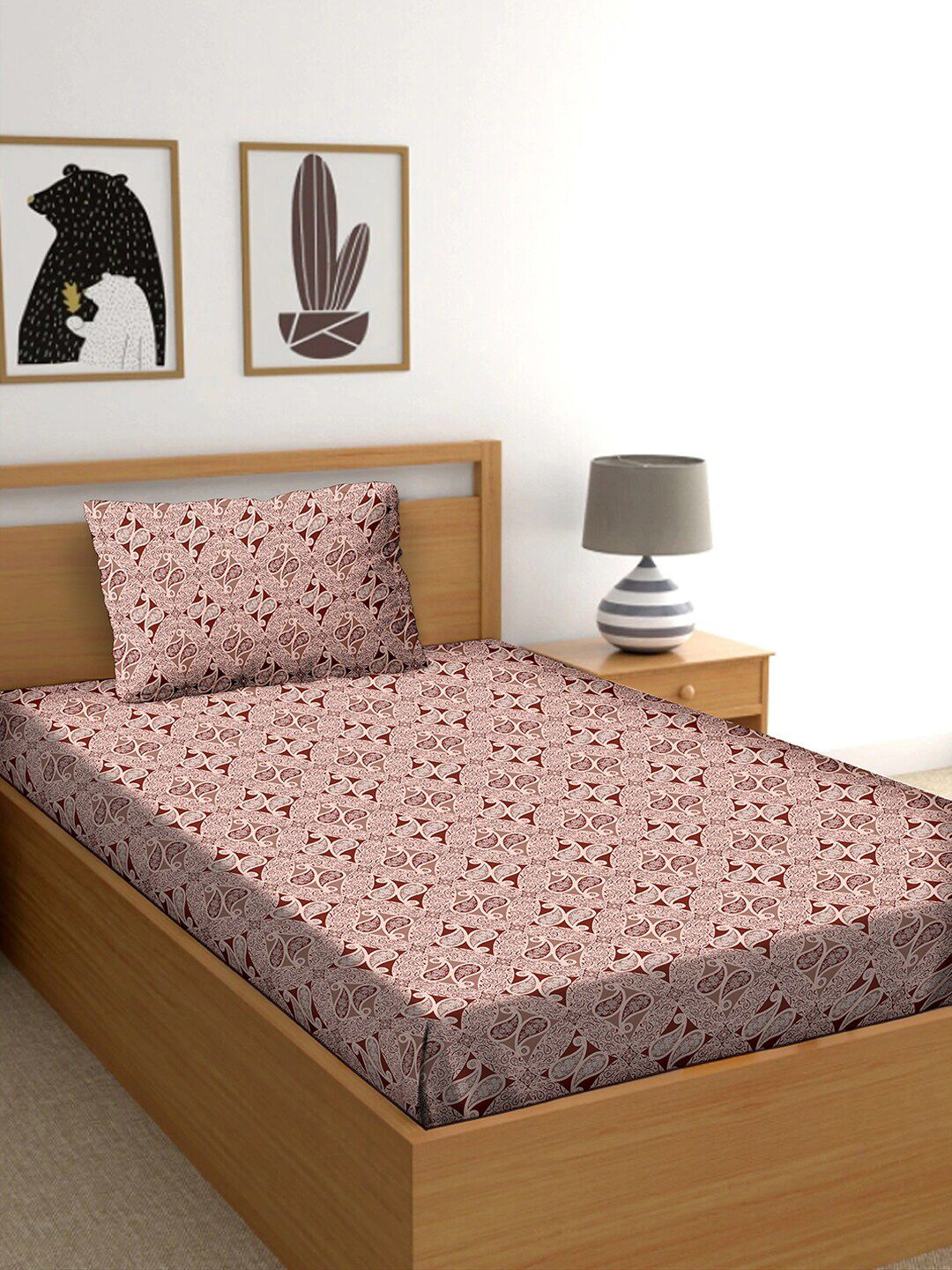 BELLA CASA Brown & Cream-Coloured Geometric 150 TC Single Bedsheet with 1 Pillow Covers Price in India