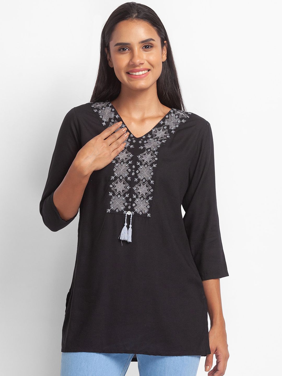Globus Women Black Embroidered Thread Work Kurta Price in India