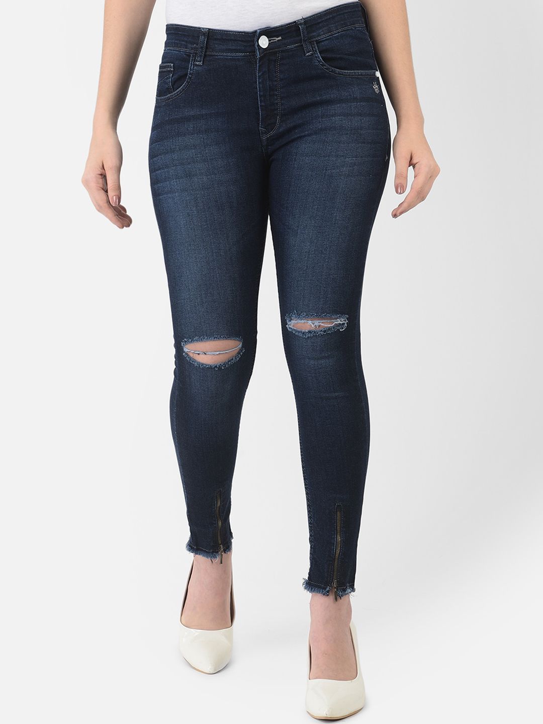 Crimsoune Club Women Blue Skinny Fit Slash Knee Light Fade Stretchable Jeans Price in India