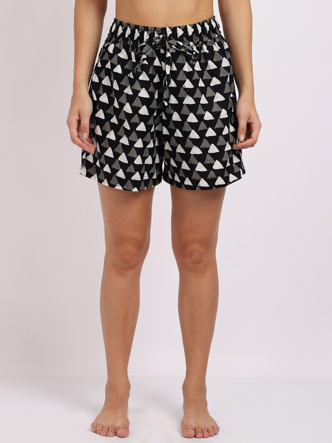 TAG 7 Women Black & White Printed Lounge Shorts Price in India