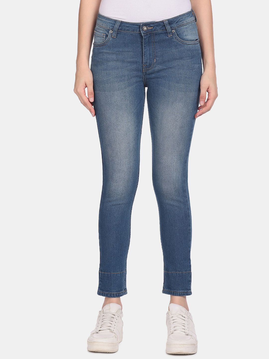 Aeropostale Women Blue Slim Fit Heavy Fade Jeans Price in India