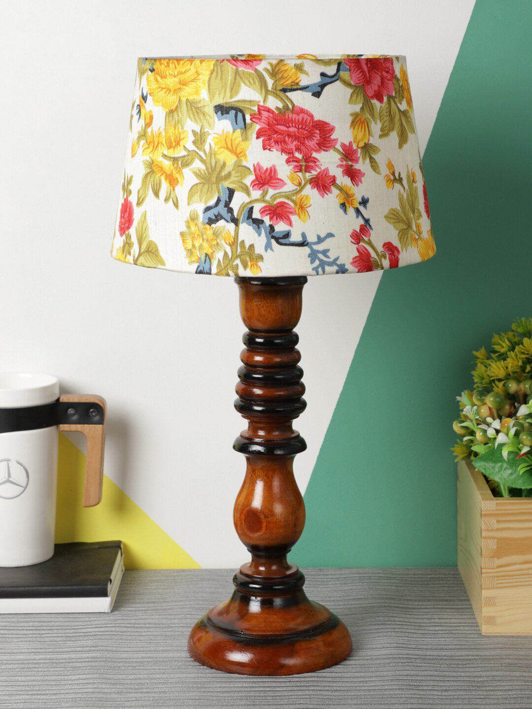 foziq Brown Floral Printed Table Lamp with Shade Price in India
