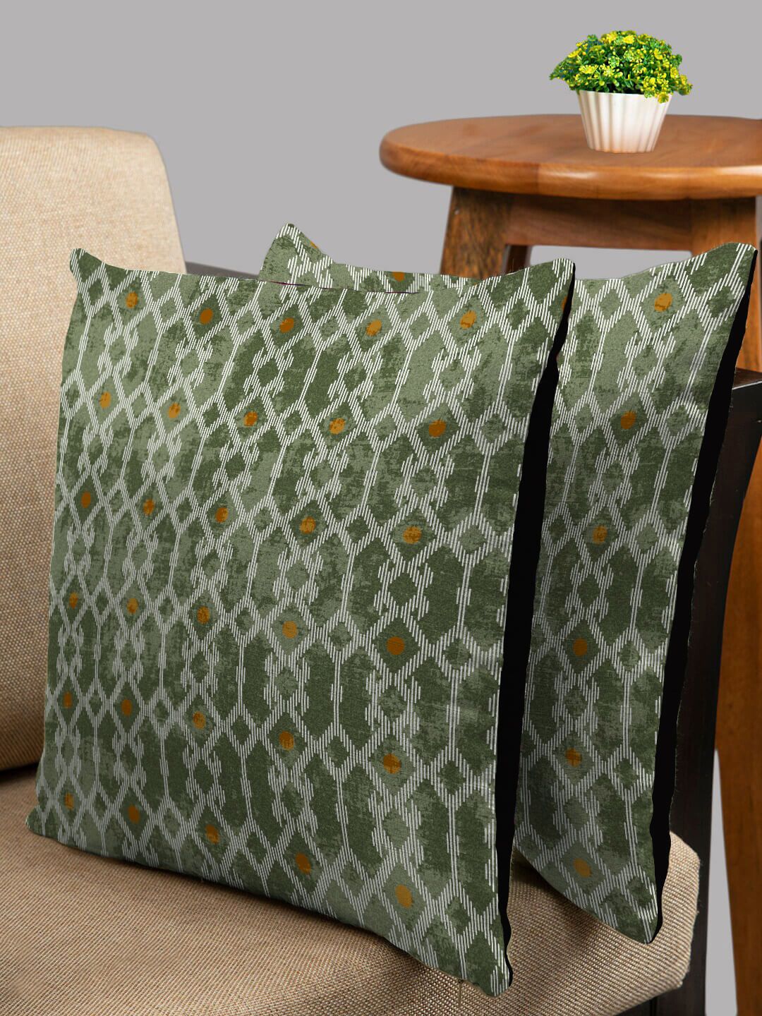 HOUZZCODE Green Set of 2 Geometric Square Cushion Covers Price in India