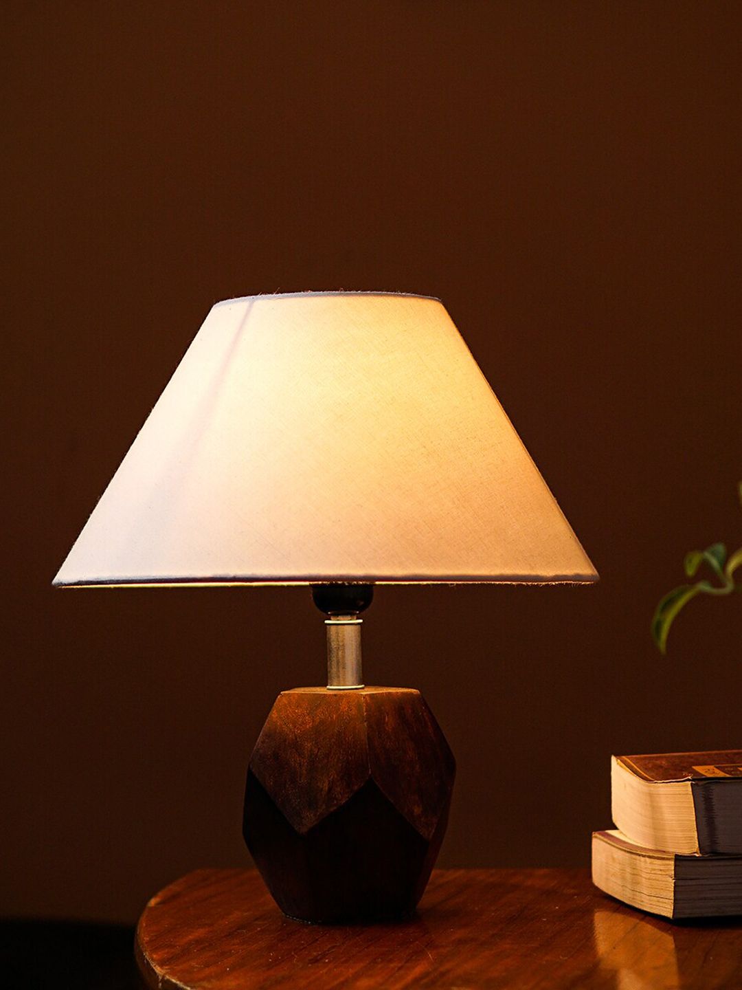 Pinecraft INTERNATIONAL Brown & White Table Lamp with Shade Price in India