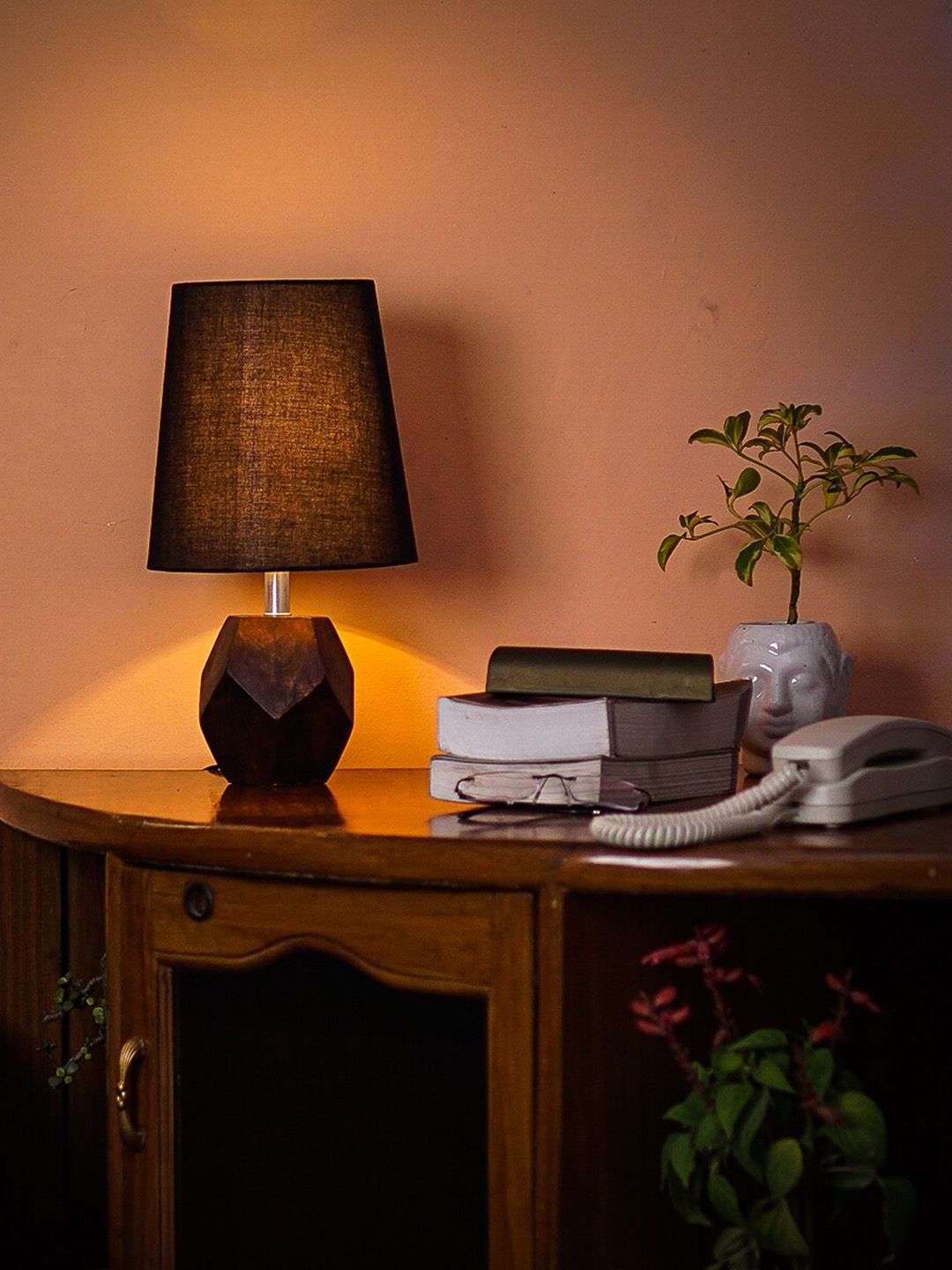 Pinecraft INTERNATIONAL Black & Brown Table Lamp with Shade Price in India