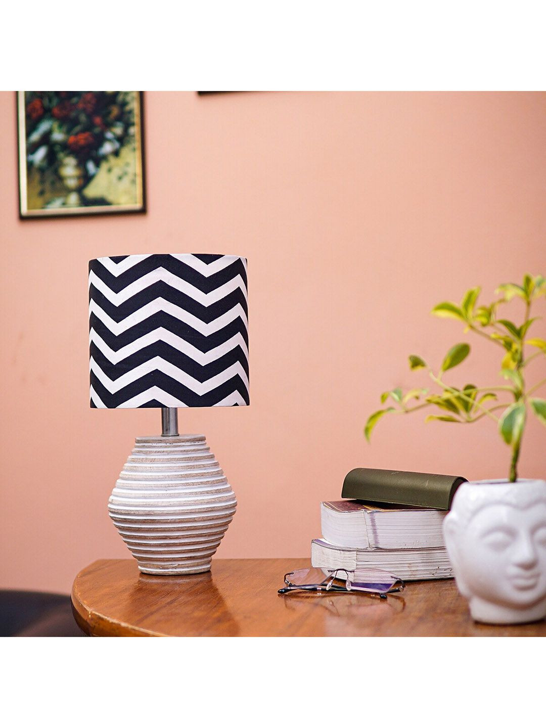 Pinecraft INTERNATIONAL Black & White Table Lamp with Shade Price in India