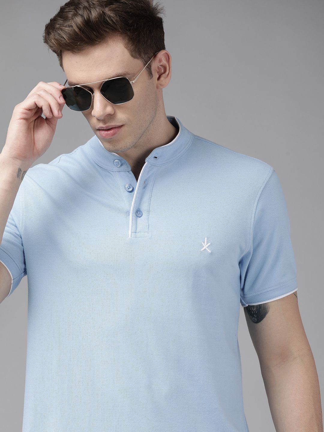 Roadster Men Blue Pure Cotton Solid T-shirt