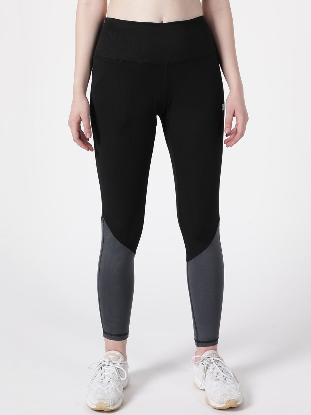 STUDIOACTIV Women Black & Grey Colourblocked Dry-Fit Sports Leggings Price in India