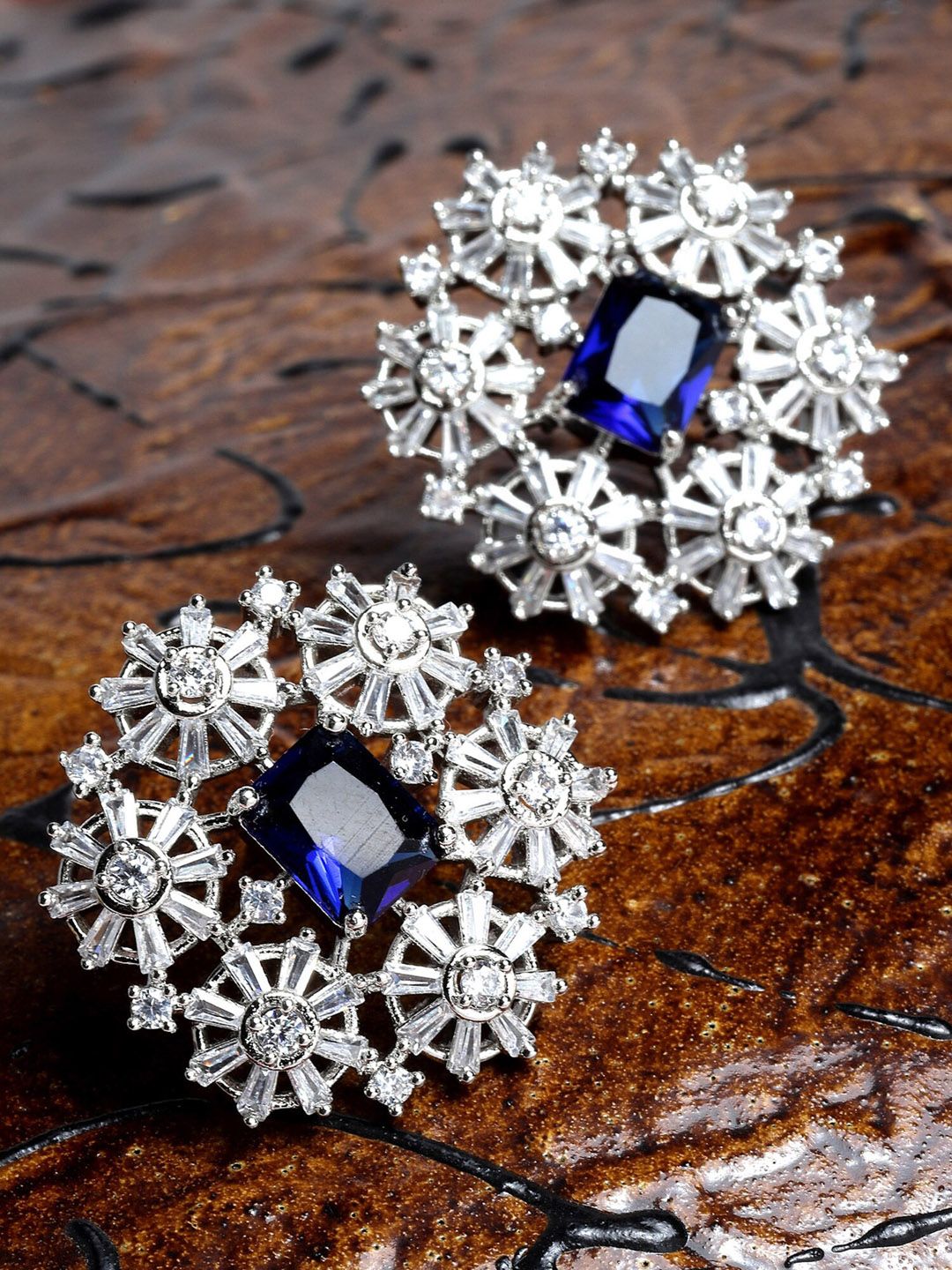 KARATCART Blue & Silver-Toned Contemporary Studs Earrings Price in India