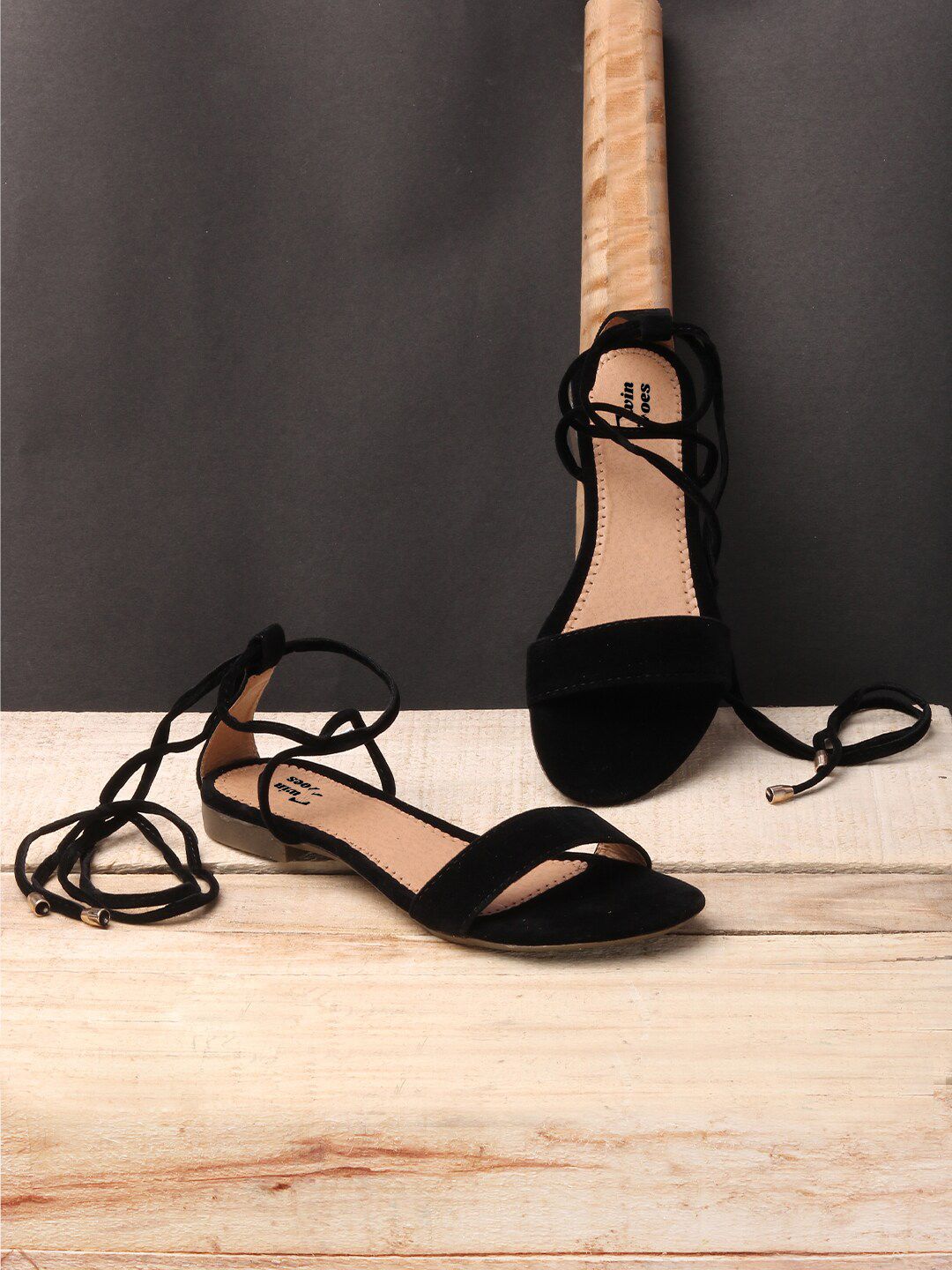 TWIN TOES Black Embellished Velvet Block Sandals Price in India