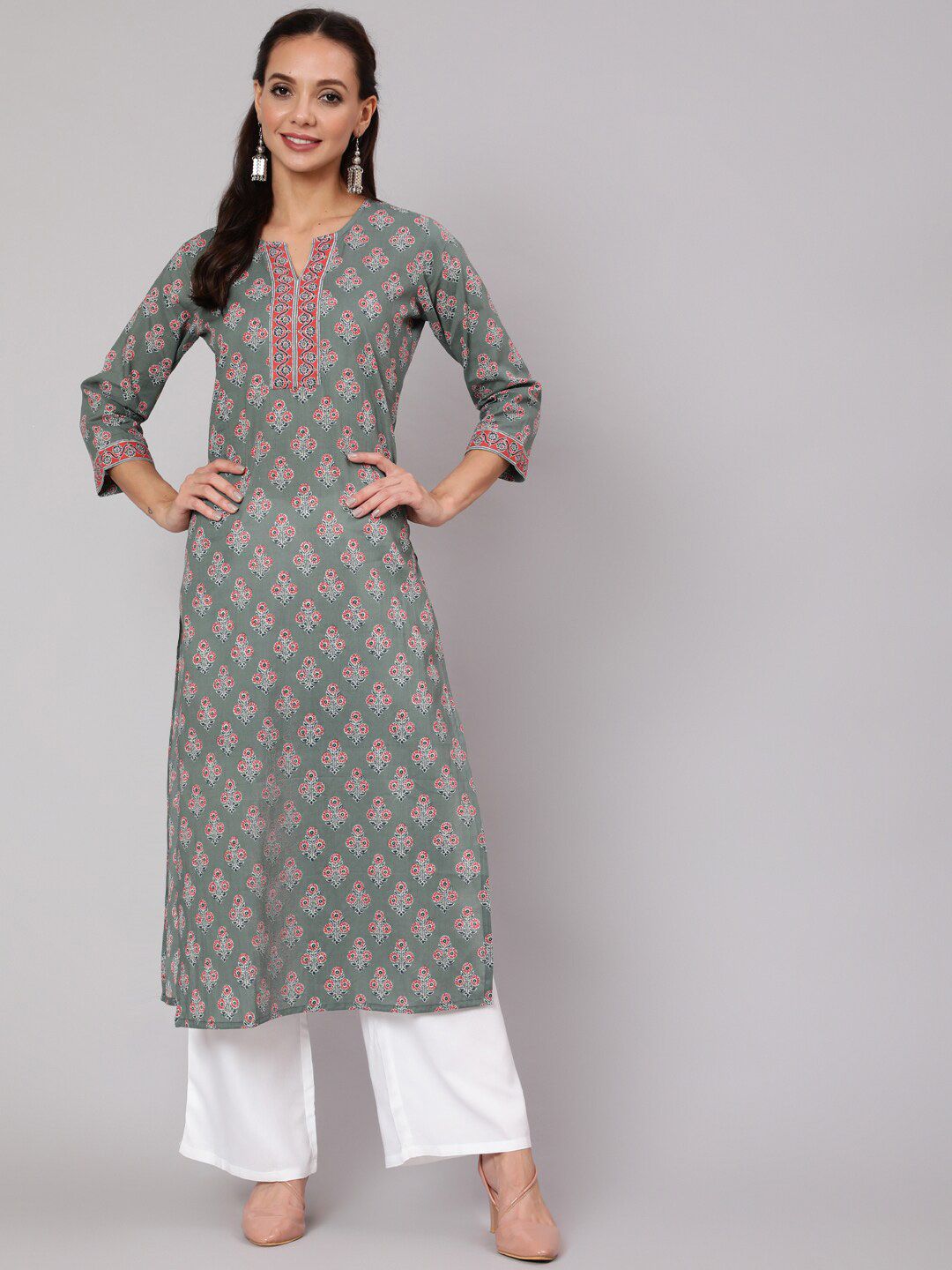 Nayo Women Grey Floral Printed Straight Kurta With Three Quarter Sleeves Price in India