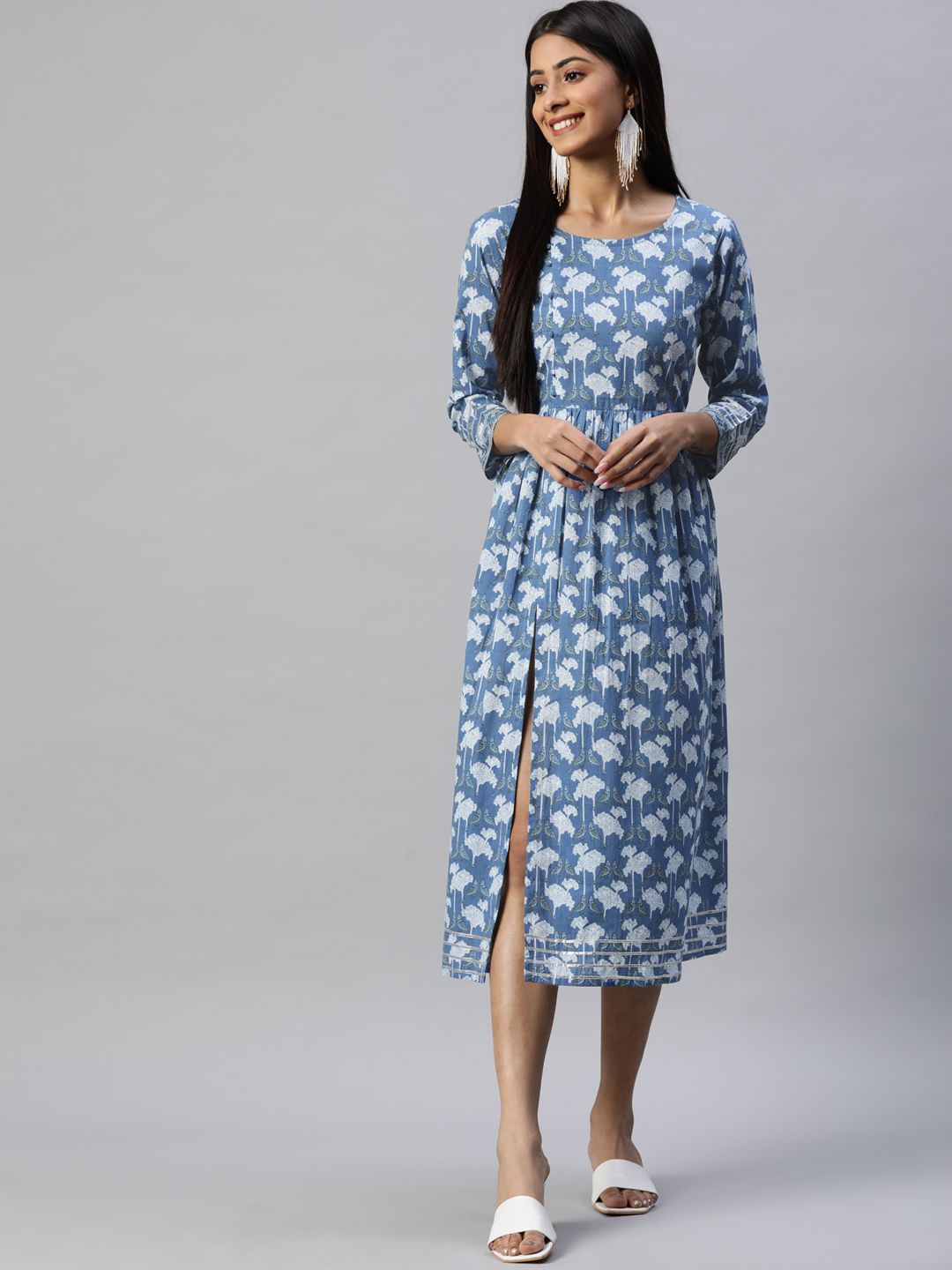 RAJGRANTH Women Blue & White Printed Pure Cotton A-Line Midi Dress Price in India