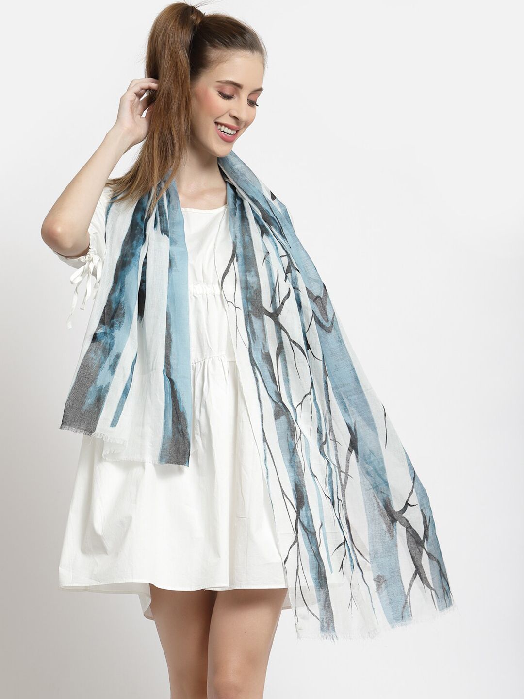 J Style Women Blue & White Printed Stole Price in India