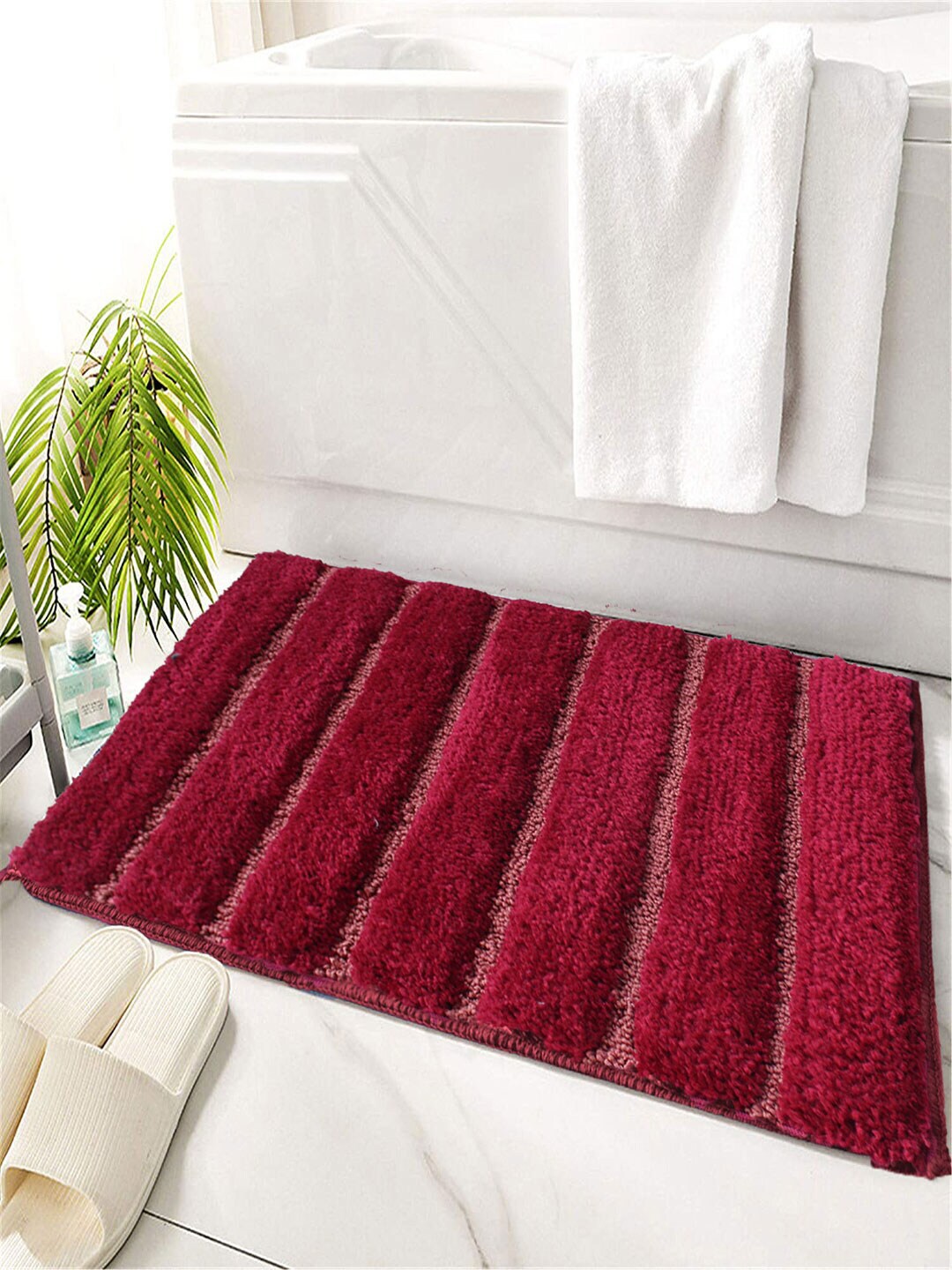 LUXEHOME INTERNATIONAL Maroon Rectangle Bath Rug Price in India
