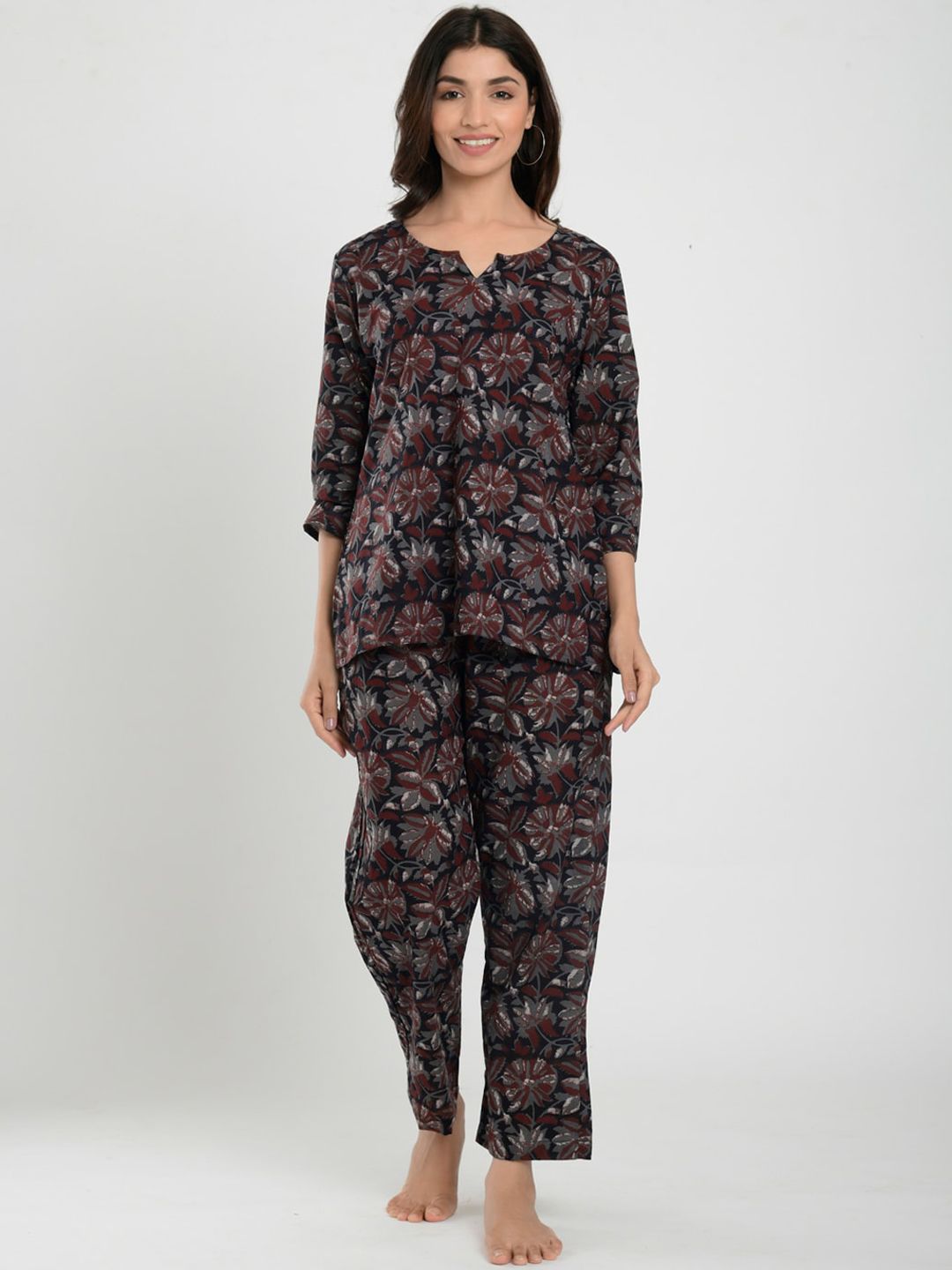 CRAFIQA Women Rust & Black Printed Night suit Price in India