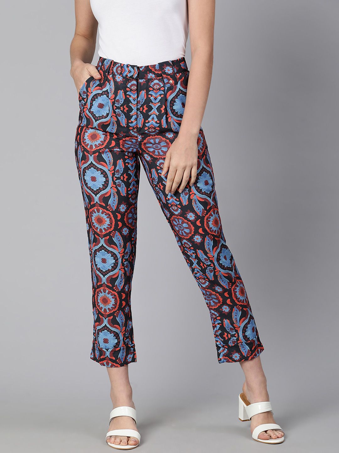 Oxolloxo Women Blue Abstract Printed Slim Fit Trousers Price in India