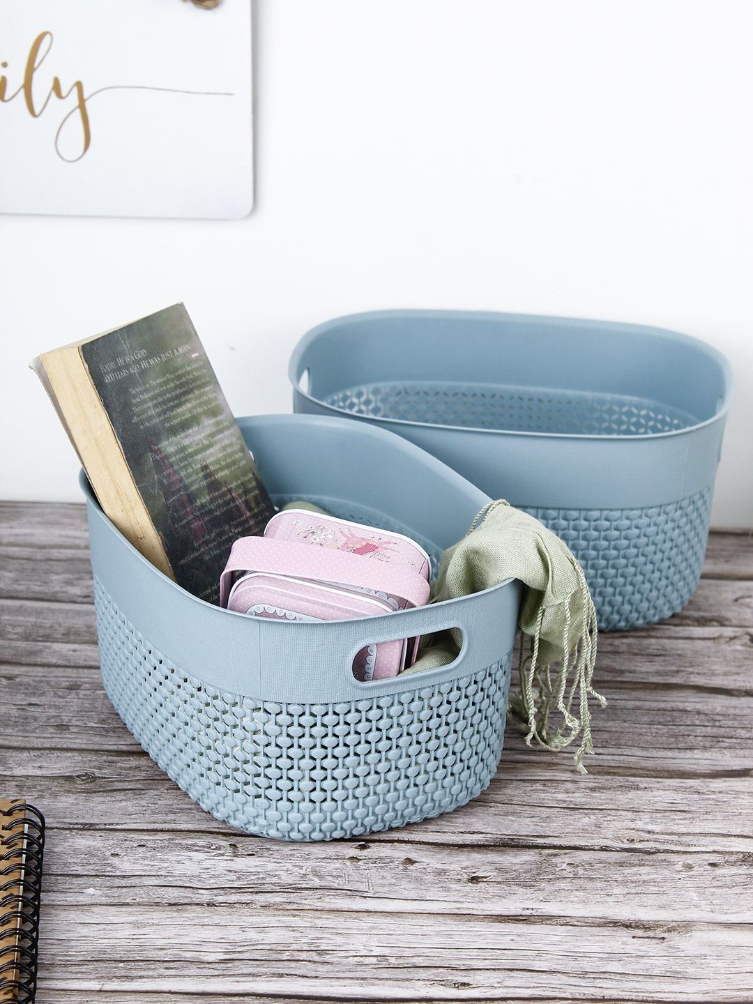 MARKET99 Set Of 2 Blue Textured Small Baskets Price in India