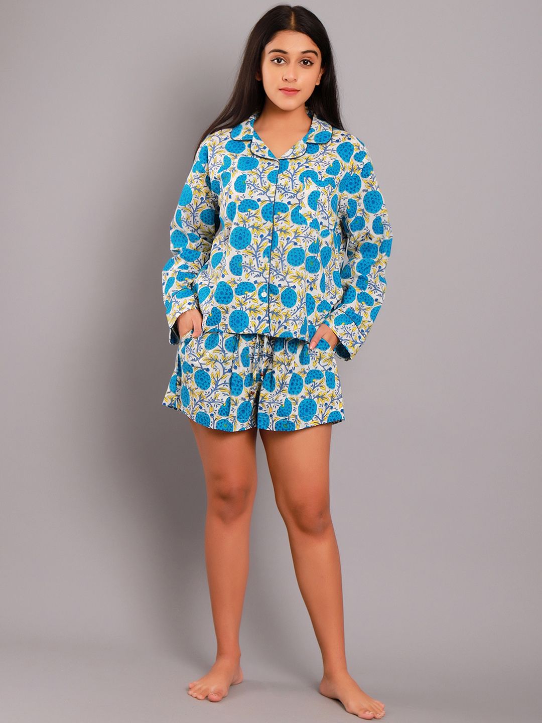 GAURANCHE Women Blue Printed Pure Cotton Night suit Price in India