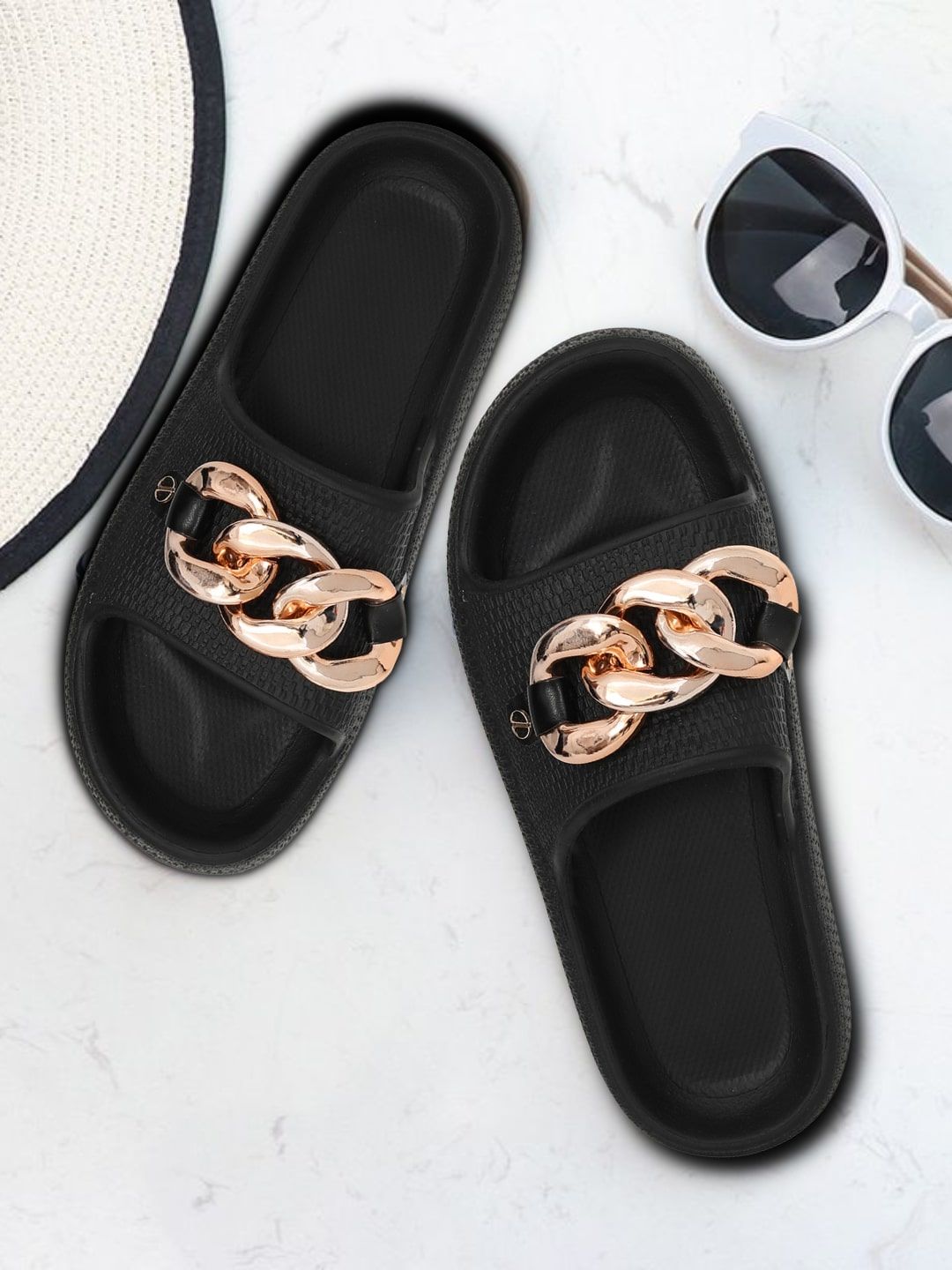 Zyla Women Black Flip Flops Price in India