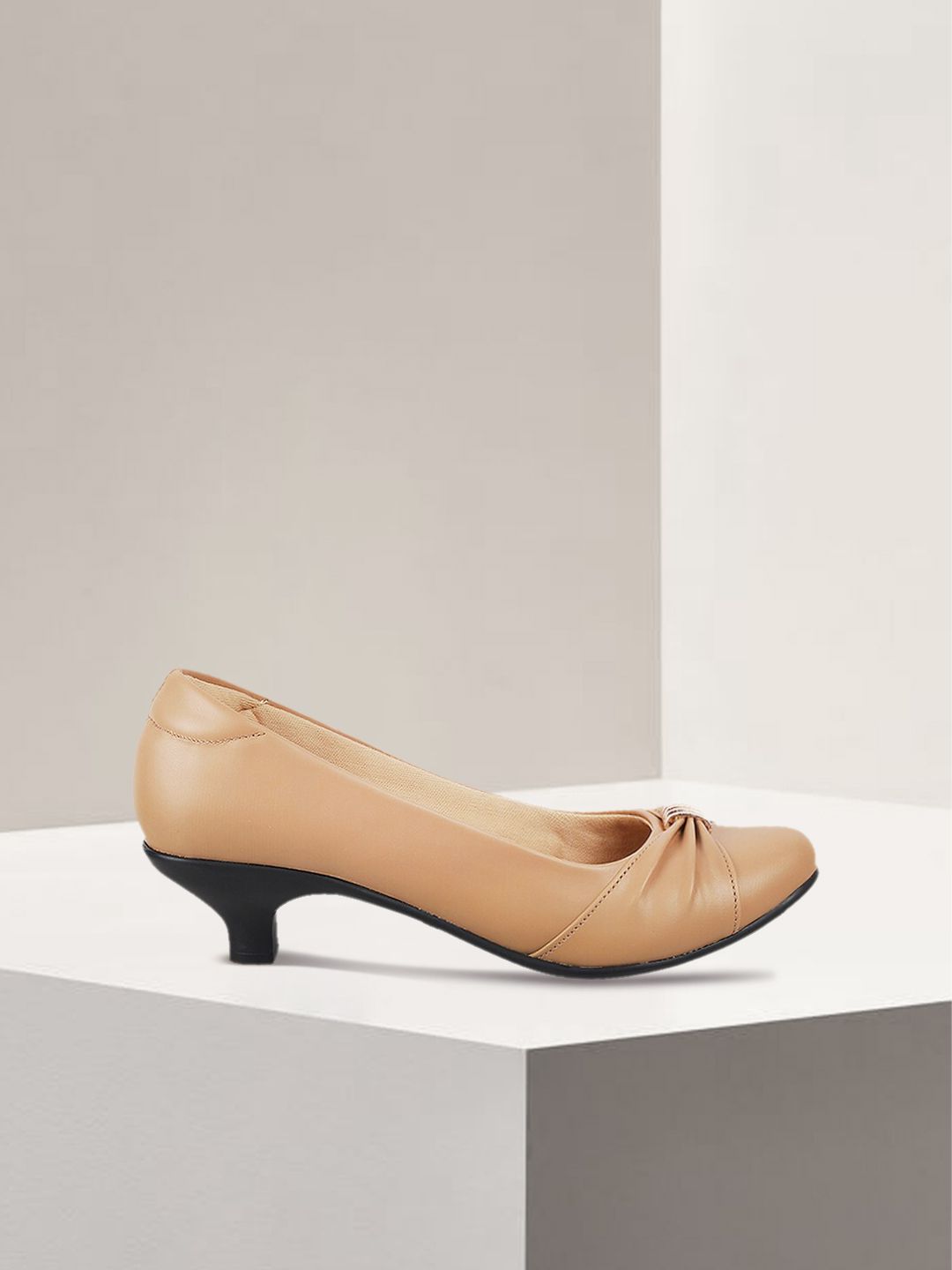 Metro Tan Kitten Pumps