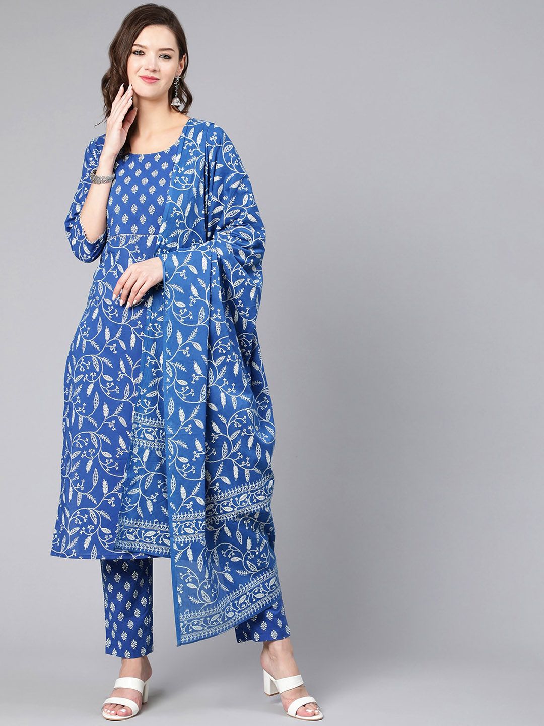 Nayo Women Blue Ethnic Motifs Printed Pleated Gotta Patti Pure Cotton Kurti with Trousers & With Dupatta Price in India