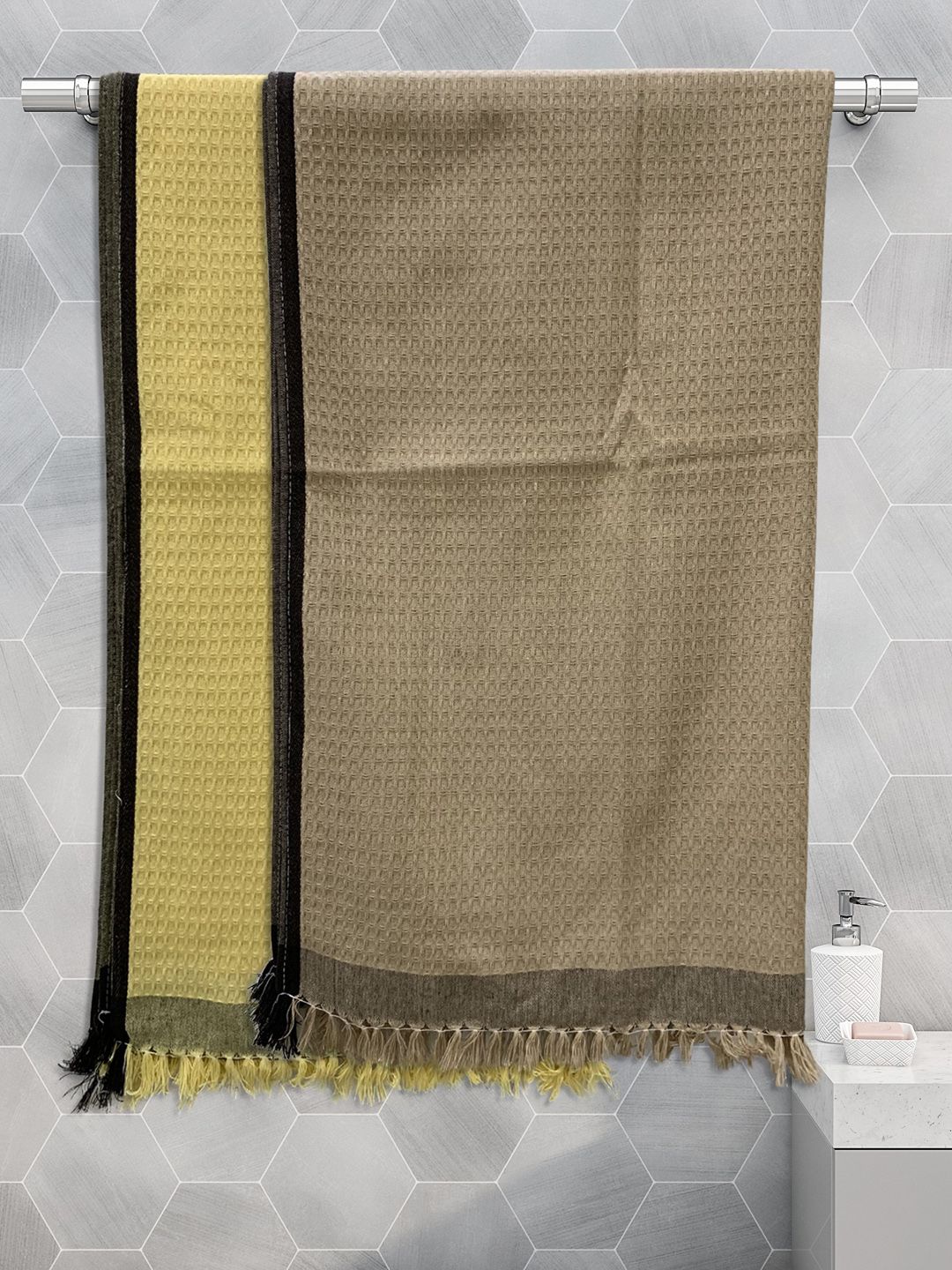 Athom Trendz Pack Of 2 Striped 210 GSM Bath Towel