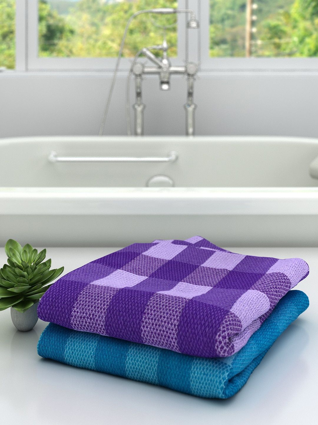 Athom Trendz Set Of 2 Striped 210 GSM Cotton Bath Towels Price in India