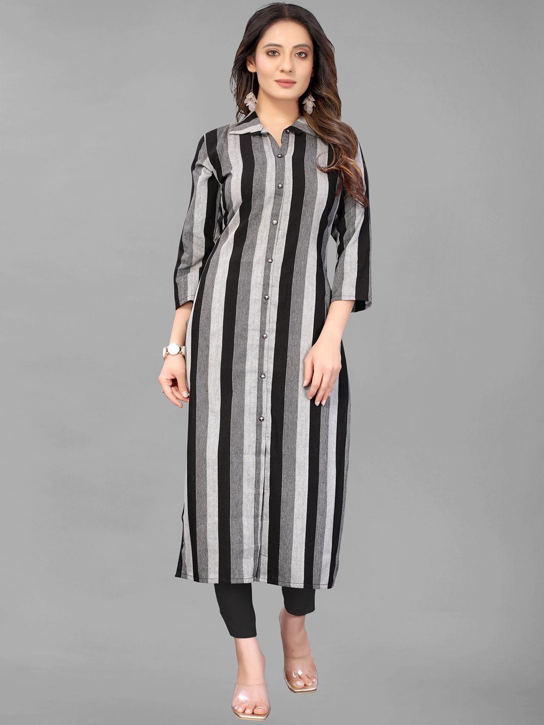 GUNVANTI FAB Women Black Striped Panelled Kurti with Trousers Price in India