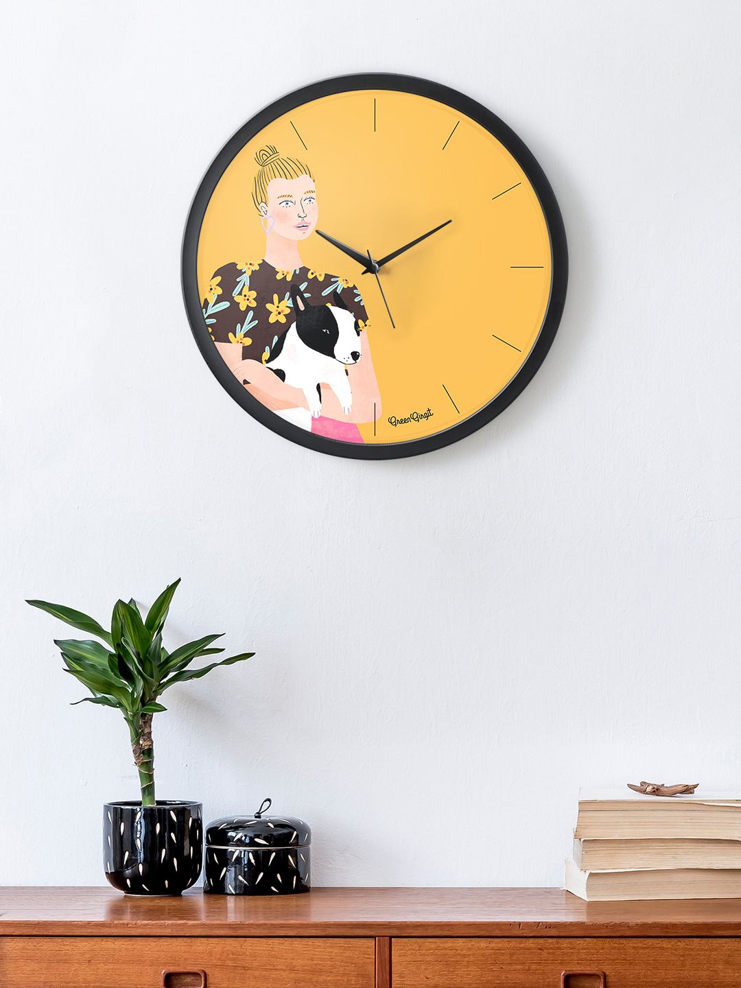 green girgit Black & Yellow Printed Contemporary Analogue Wall Clock Price in India