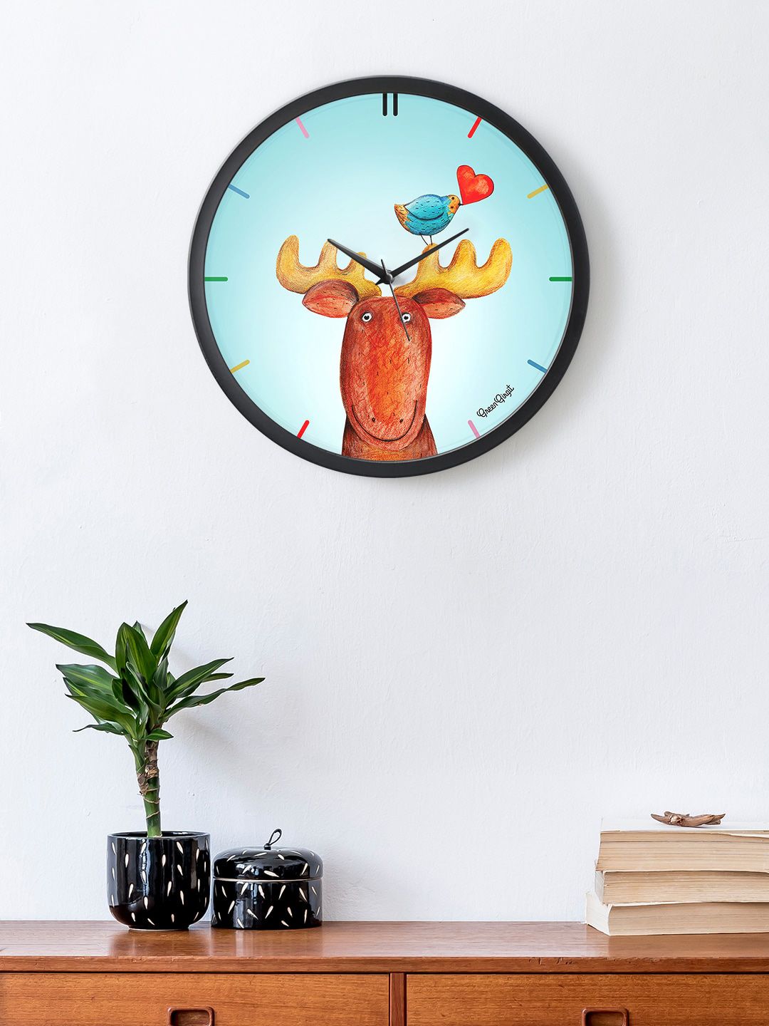 green girgit Blue & Red Printed Contemporary Wall Clock Price in India