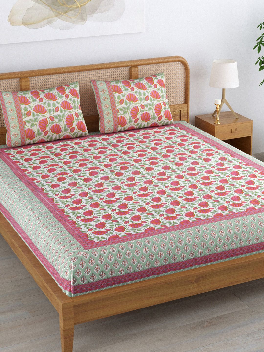 Clasiko Unisex White Bedsheets Price in India
