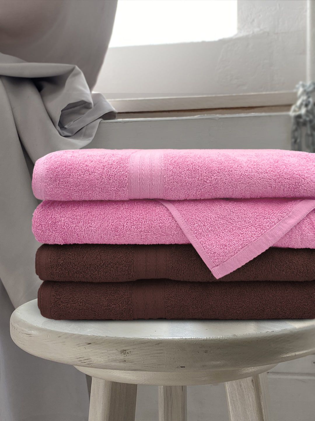Aura Pack Of 4 Solid 500 GSM Pure Cotton Large Bath Towels Price in India