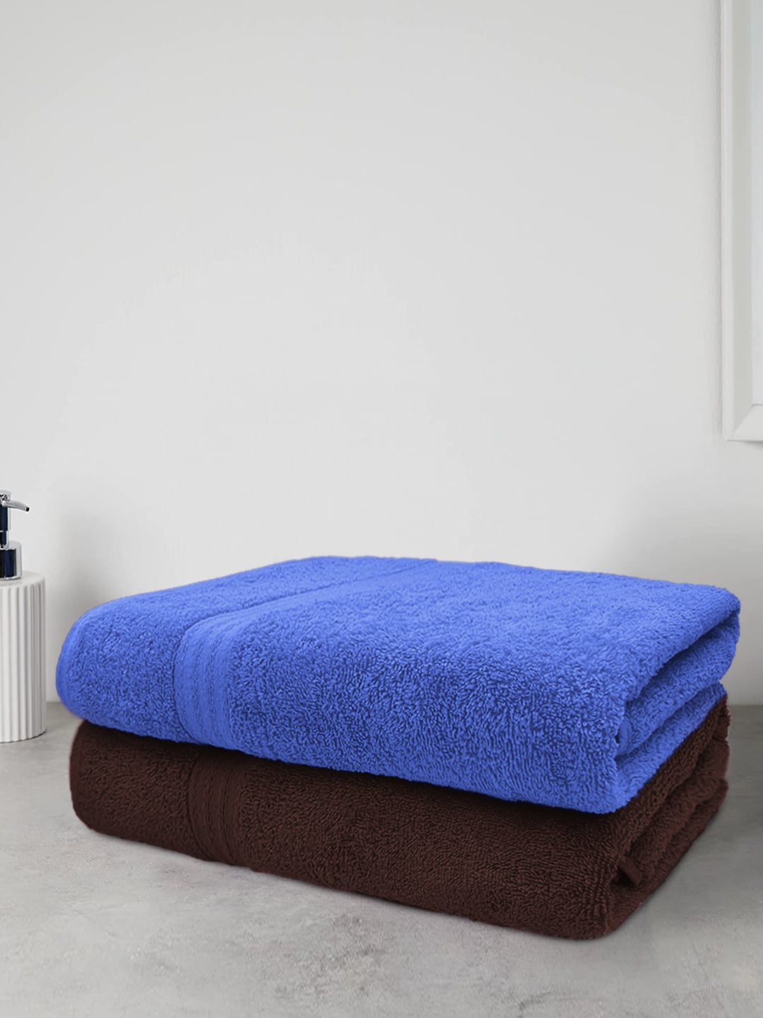 Aura Set Of 2 Solid 500 GSM Cotton Bath Towels Price in India