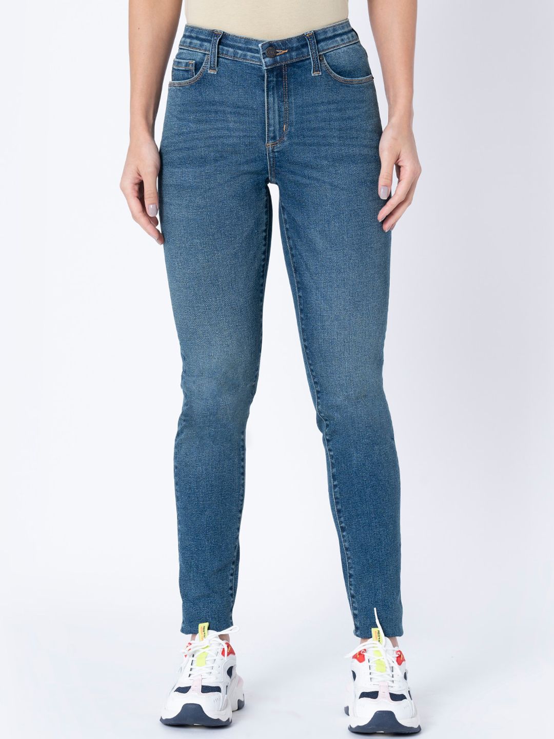 Mode by Red Tape Women Blue Skinny Fit Jeans Price in India
