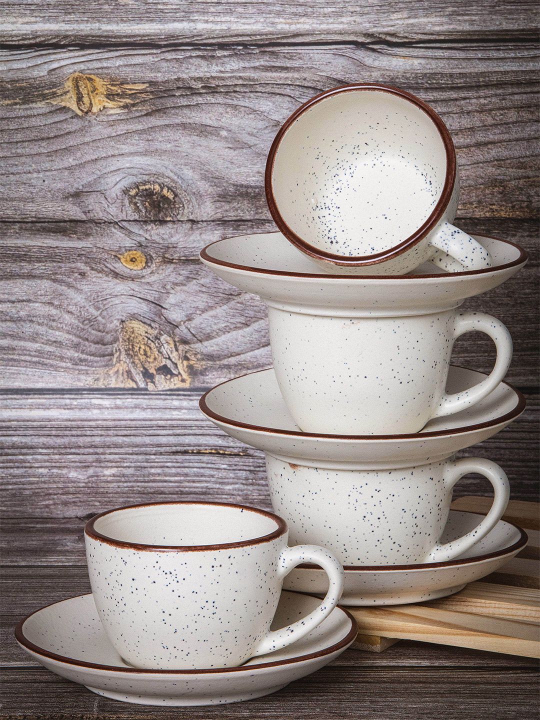 GOODHOMES White Floral Printed Stoneware Glossy Cups and Saucers Set of Cups and Mugs Price in India