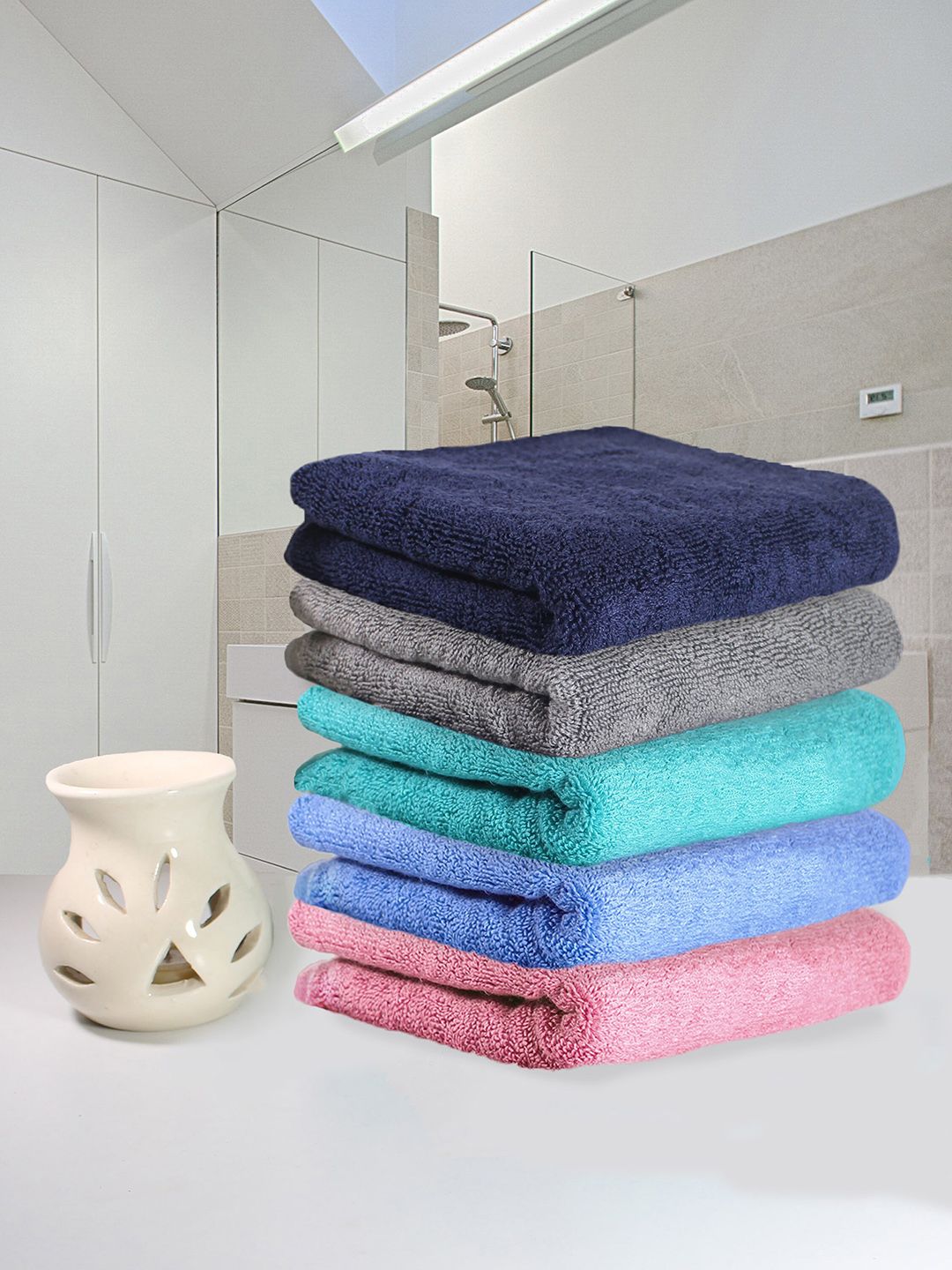 Heelium Set Of 5 Solid 600 GSM Bamboo Hand Towels Price in India