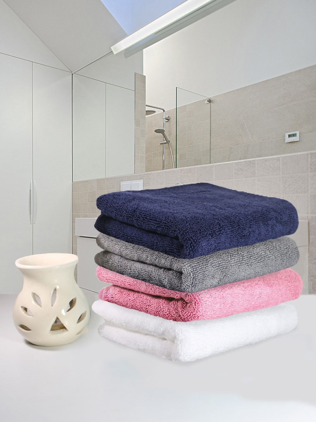 Heelium Pack Of 4 Solid Bamboo 600 GSM Hand Towel Price in India