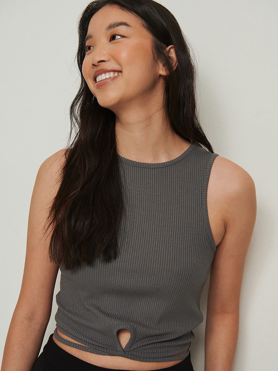 NA-KD Grey Solid Top with Tie-Up