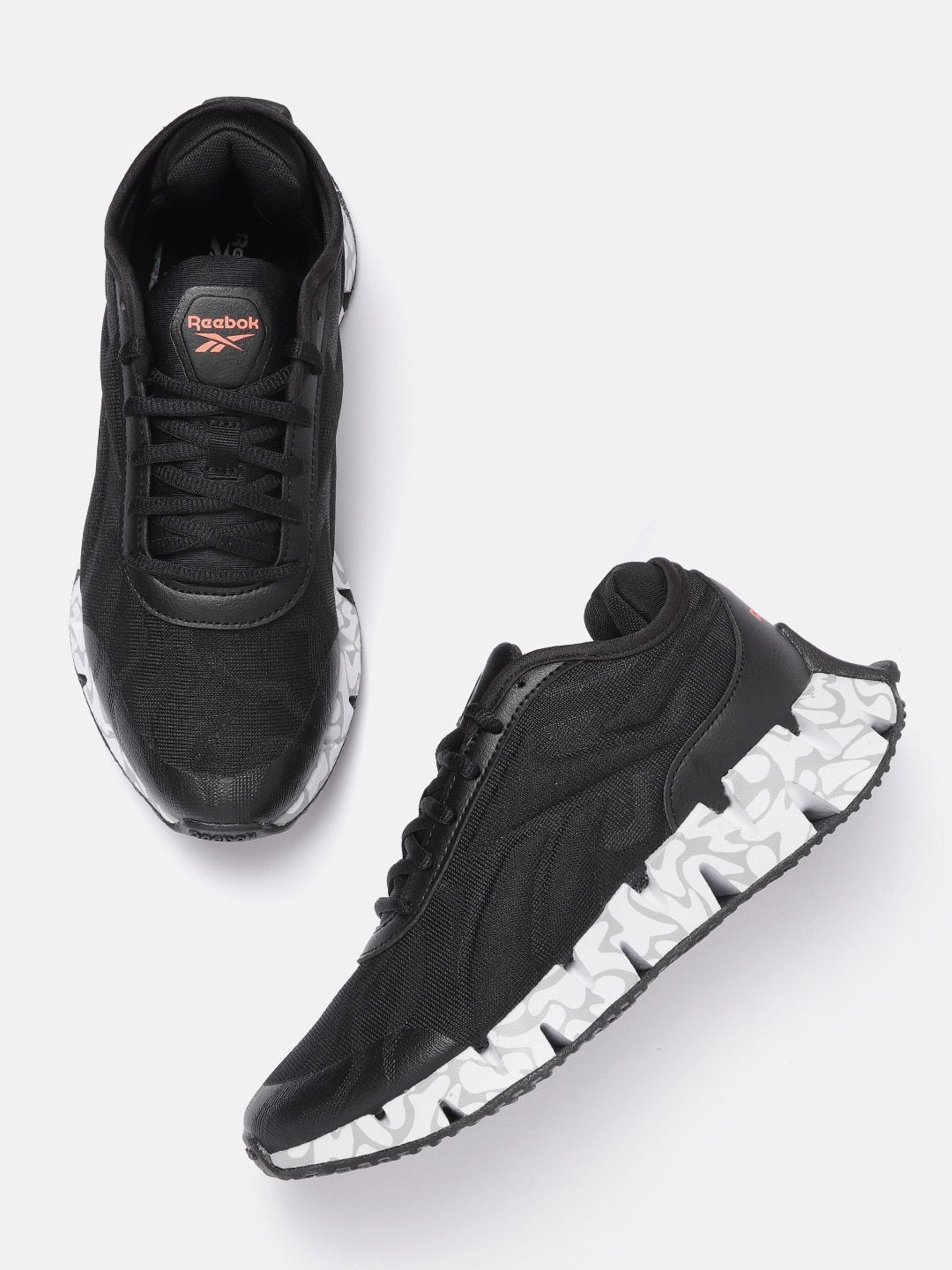 Reebok Women Black Woven Design Zig Dynamica 3.0 Running Shoes Price in India