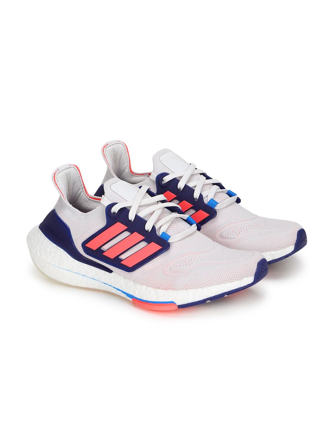 ADIDAS Women White Sports Shoes Price in India