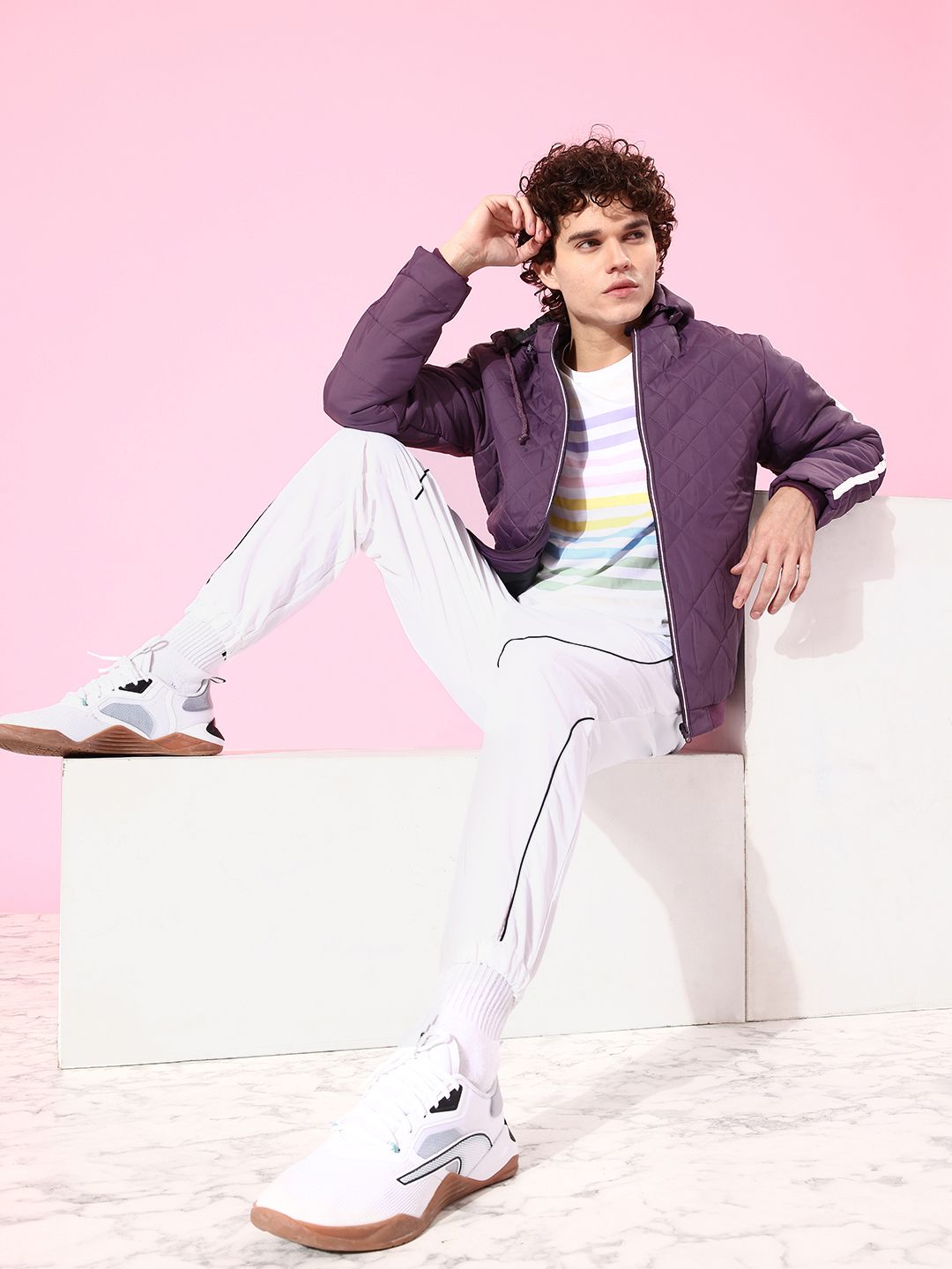 Buy The Roadster Lifestyle Co. Men Purple Solid Hooded Quilted